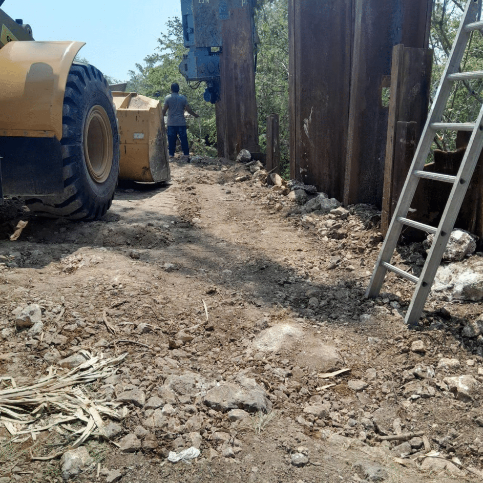 Sheet piling at Isabella Bank, Belize