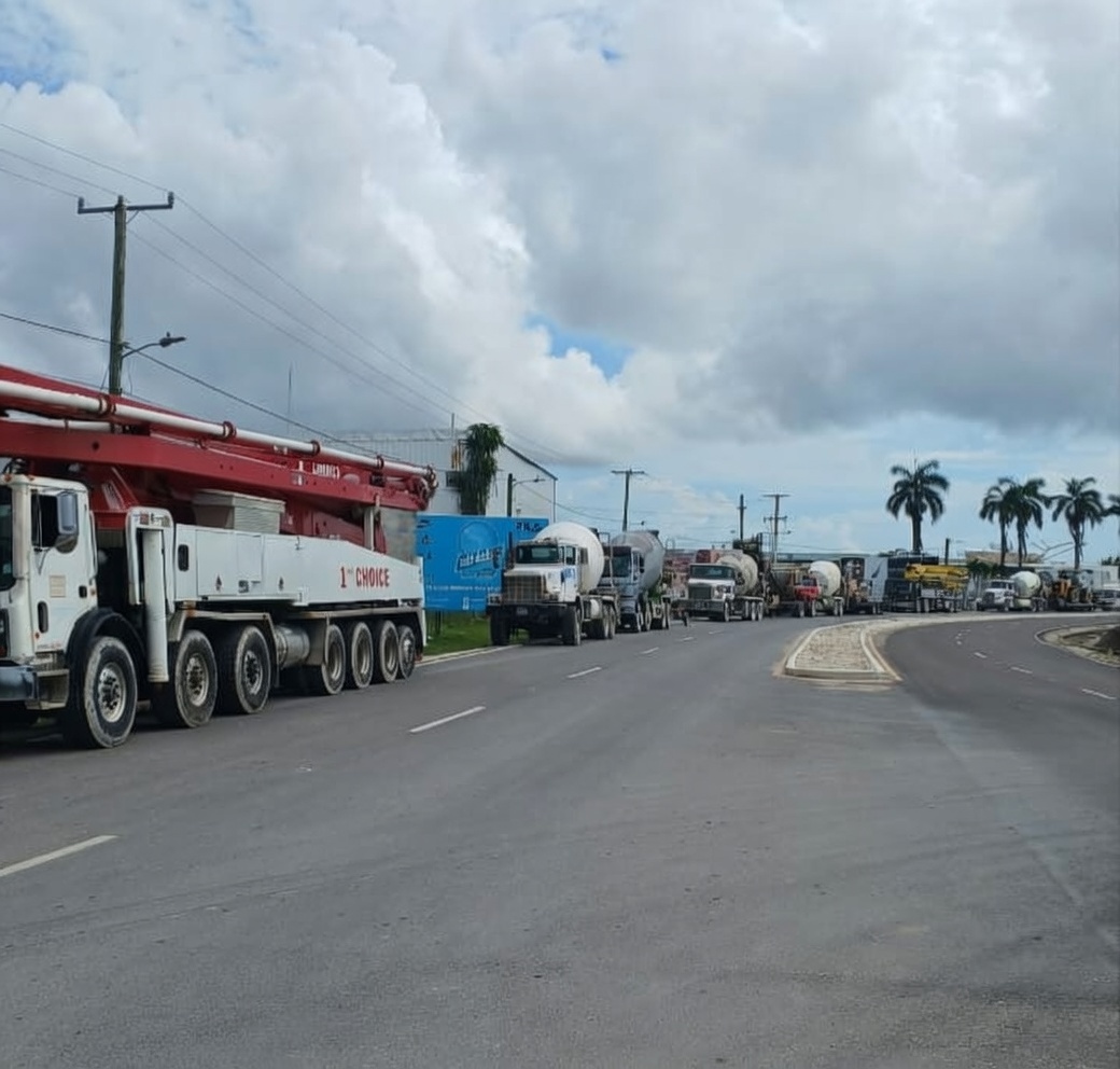 Corozal Freezone Pour